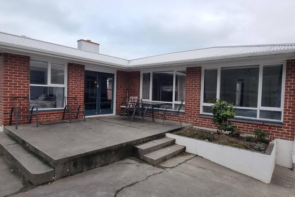 Handy Location - 3Brd Home! Timaru Bagian luar foto